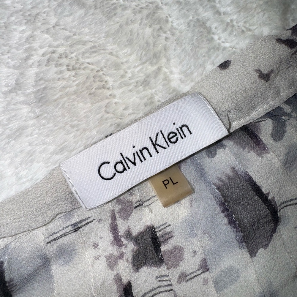 Calvin Klein blouse - Picture 2 of 2